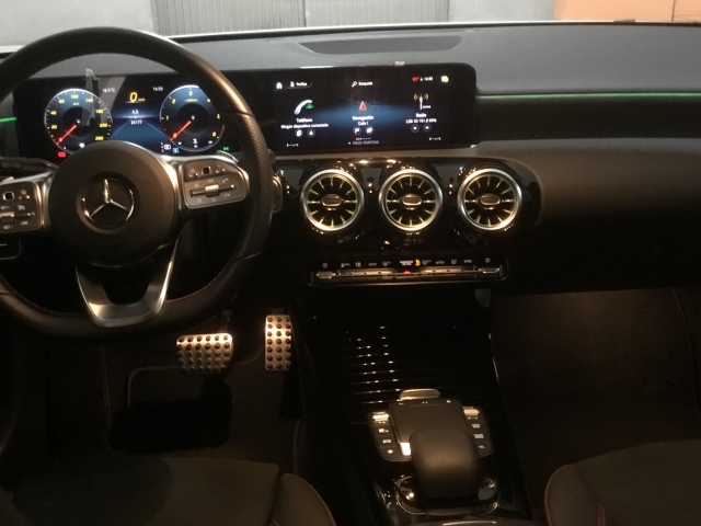 Mercedes-Benz Certified Clase A 200d AMG Line (EURO 6d) Blanco Polar