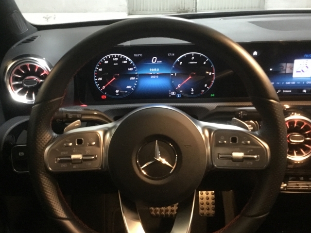 Mercedes-Benz Certified Clase A 180d AMG Line (EURO 6d)
