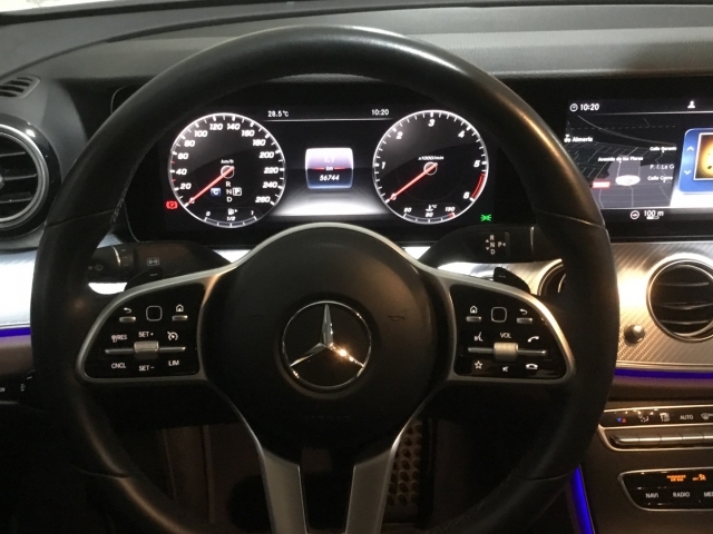 Mercedes-Benz Certified Clase E 220d AMG Line (EURO 6d-TEMP)
